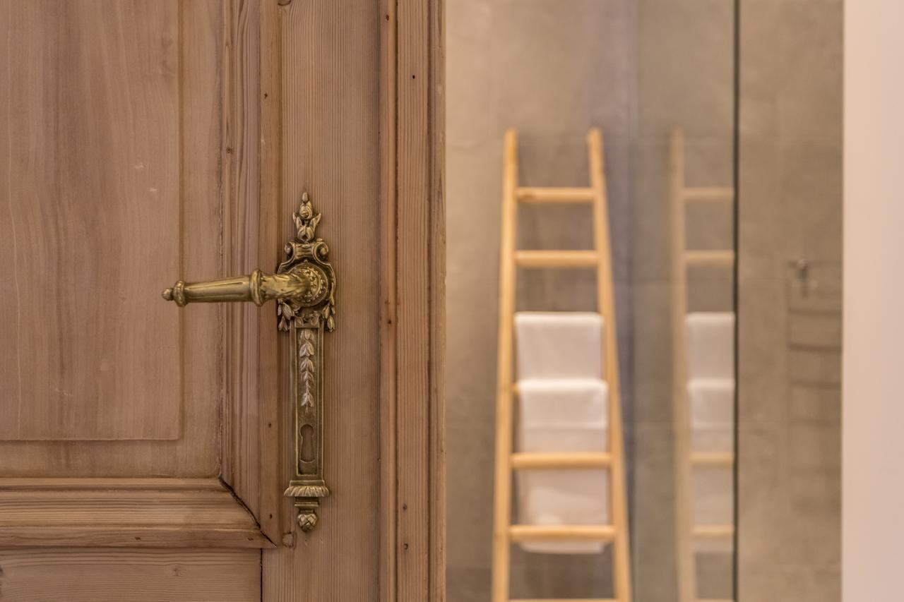 Hotel Quartier Latin Antwerpen Ngoại thất bức ảnh