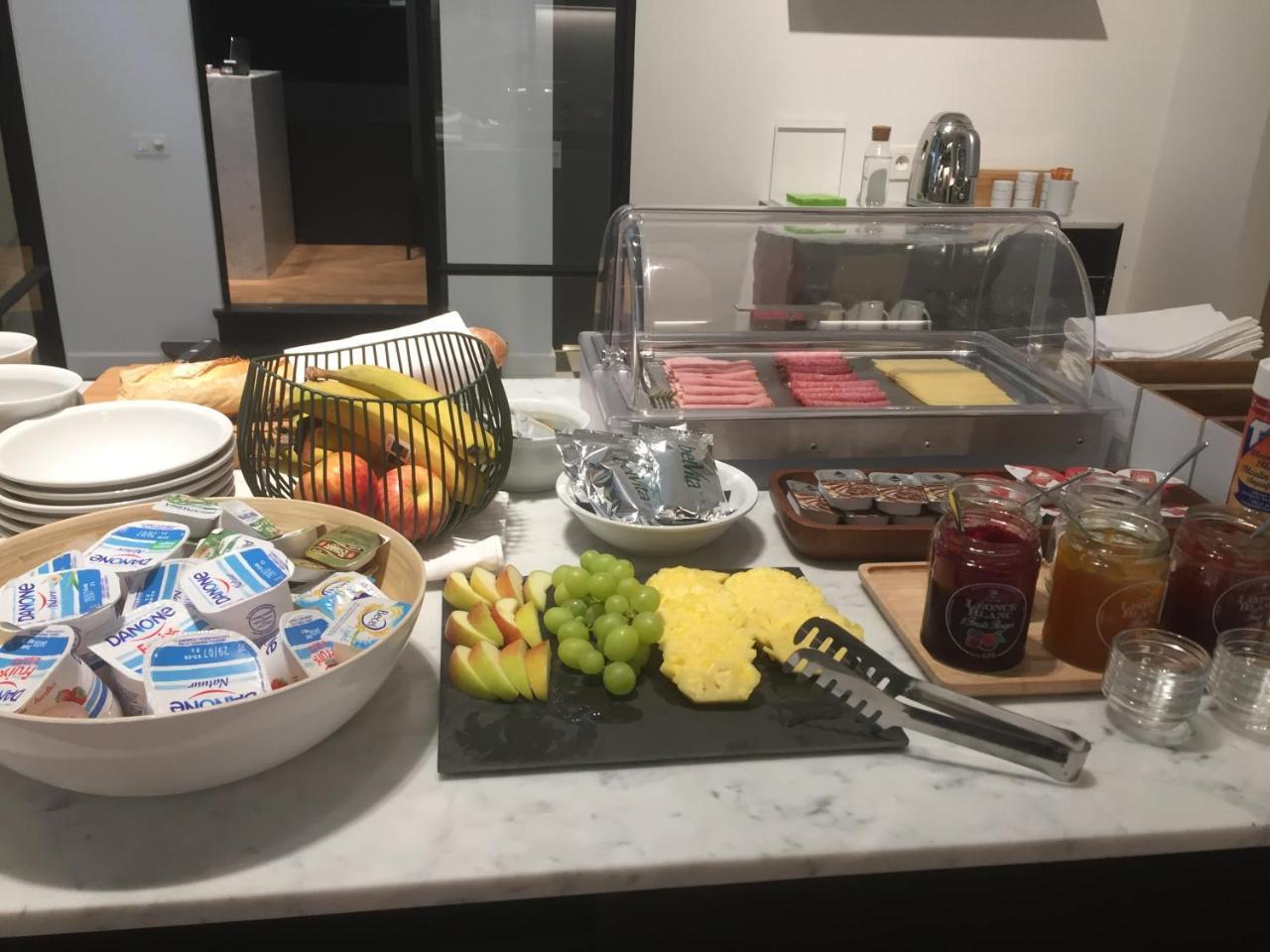 Hotel Quartier Latin Antwerpen Ngoại thất bức ảnh